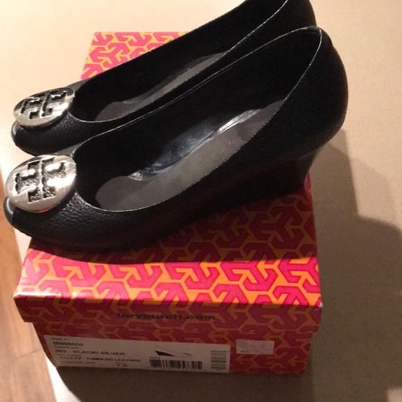 Tory Burch - Picture 4 of 8